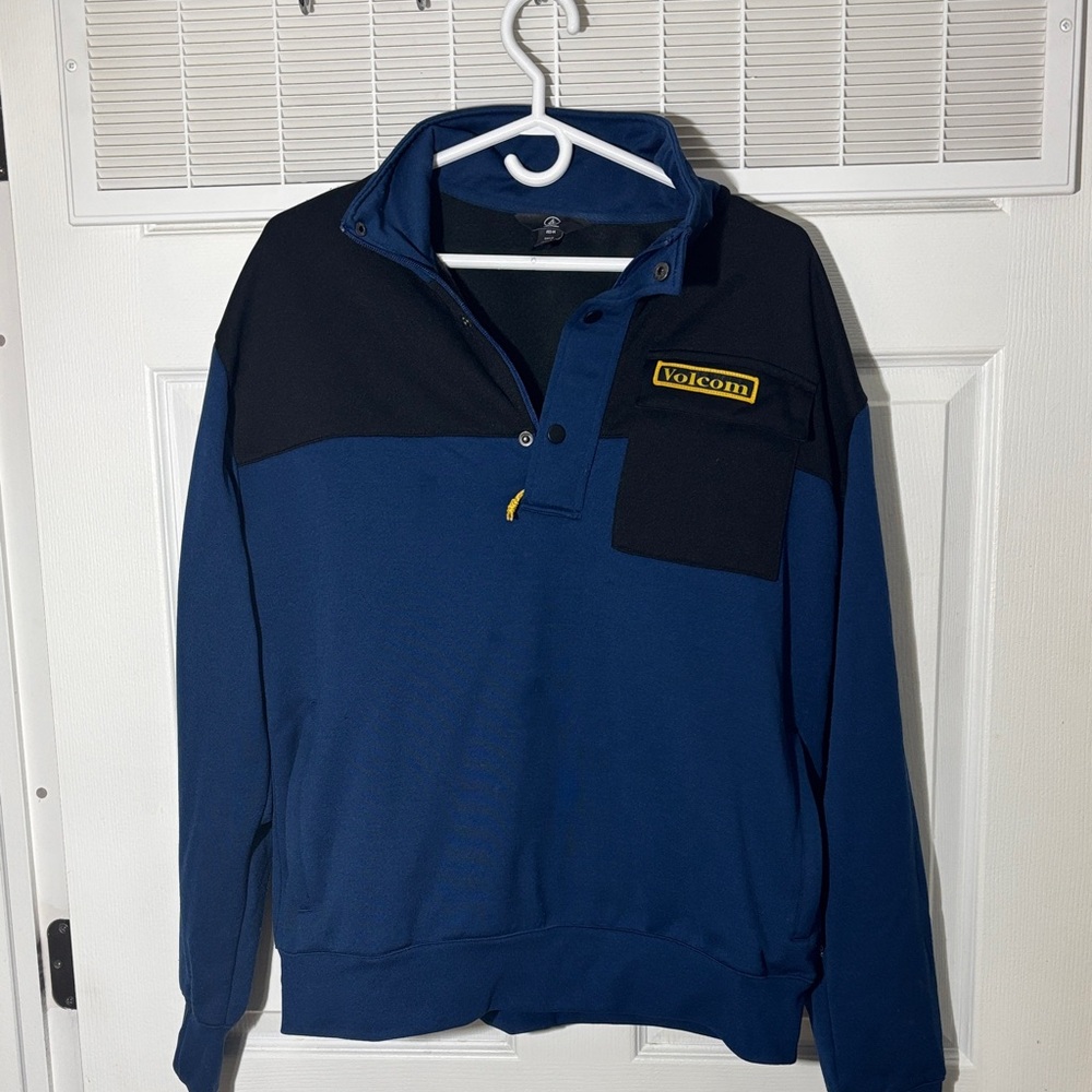 Volcom Men's Blue and Black Pullover